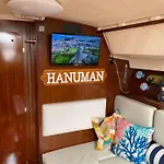Hotel en barco Charming Sailboat