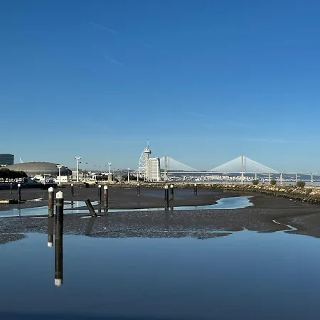 Charming Sailboat * Lisbon