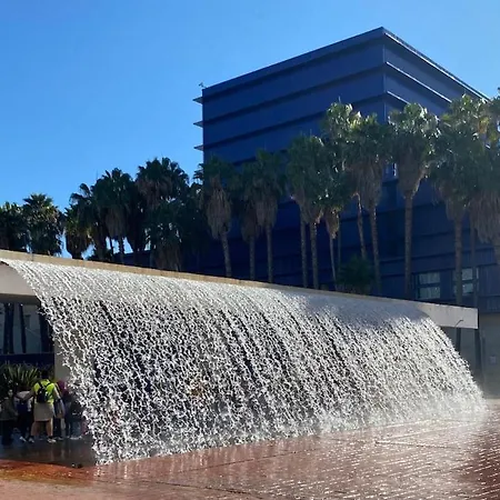 Charming Sailboat Lissabon
