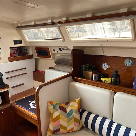 Botel Charming Sailboat