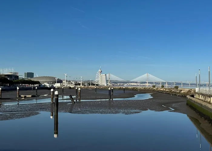 Charming Sailboat * Lisbon