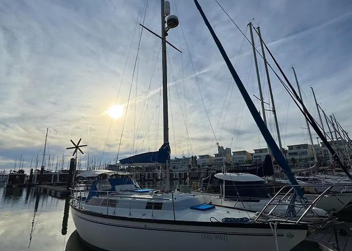 Botel Charming Sailboat